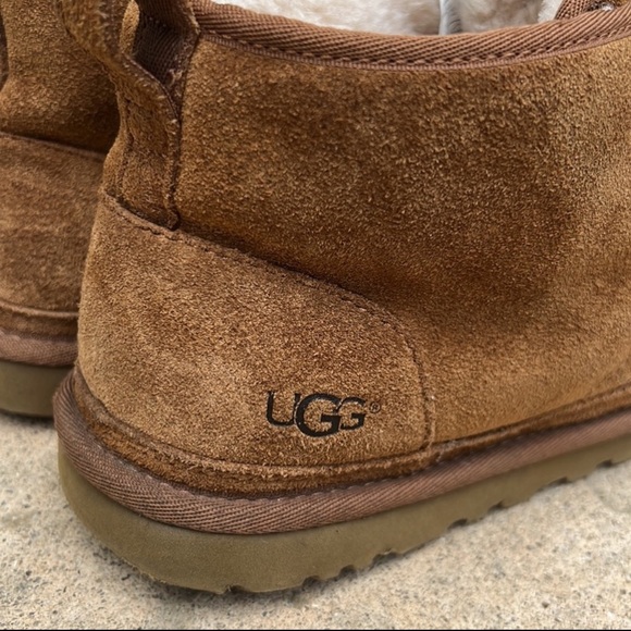 UGG Men's Neumel Chestnut Suede Casual Boot Size 10 - Picture 7 of 10